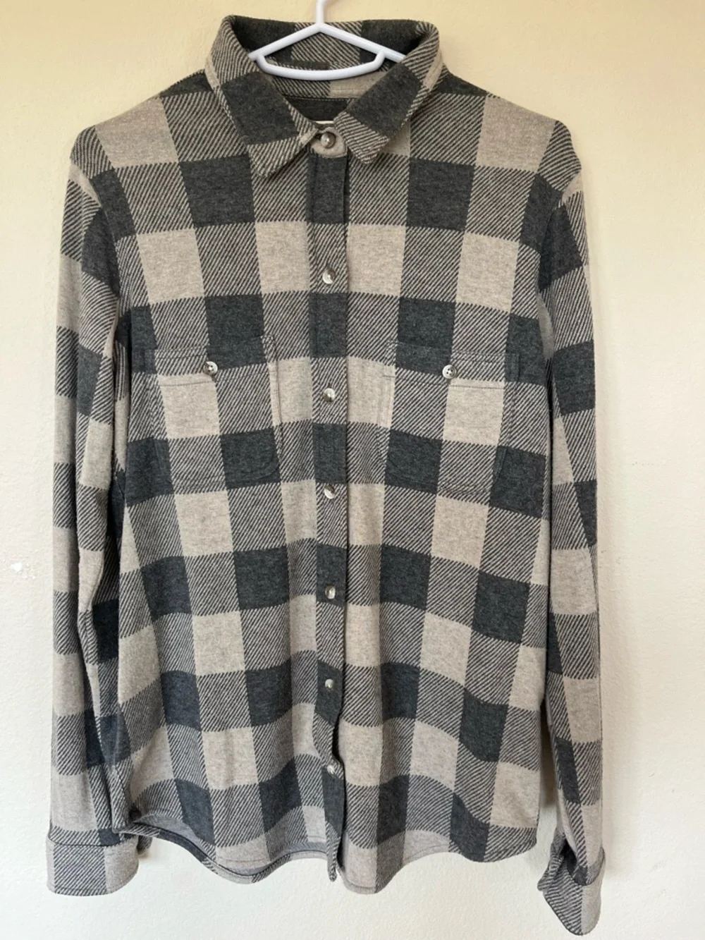 Faherty Black & Cream Plaid Button-Down Shirt Jacket - Picture 1 of 5